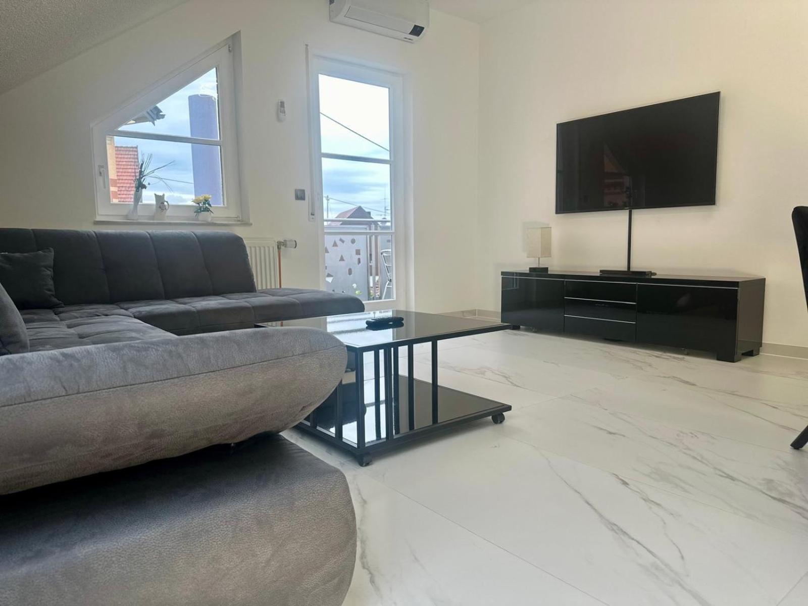Flexible, Schoene Und Gut Aussehende Feriensuite Reutlingen Zewnętrze zdjęcie